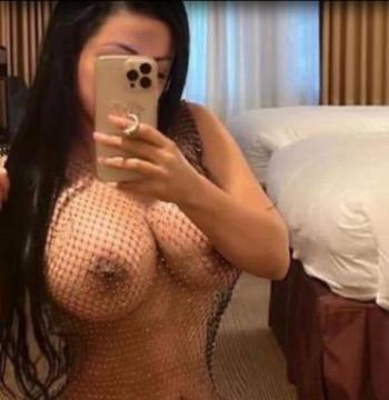 Carolina, 25 Caucasian/White female escort, Chatham