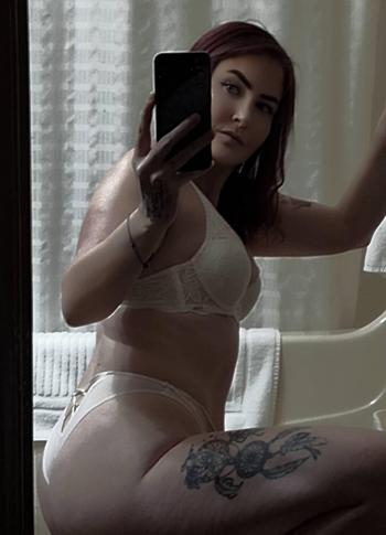 Kalamela, 26 Caucasian/White female escort, Chatham